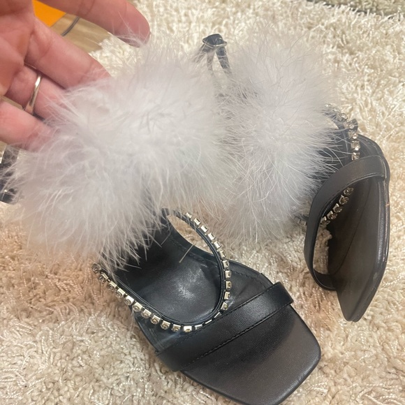 Glam heels. - Picture 2 of 4